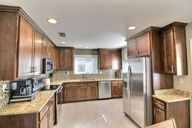 3441 HIGHLAND PARK PL, Memphis, TN 38111