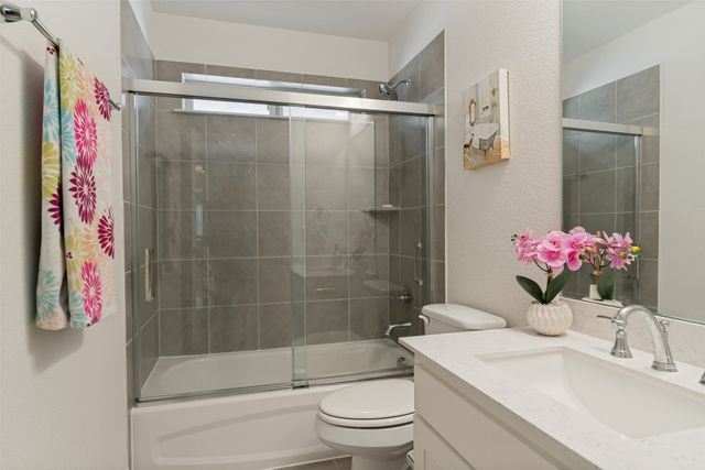 6008 Noyon Drive, Mckinney, TX 75071