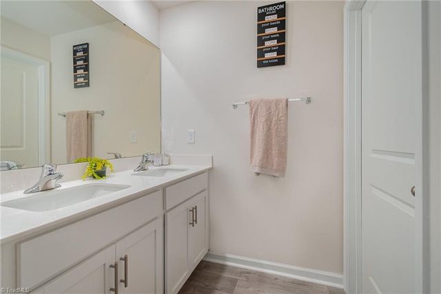 113 Stone River Way, Mayodan, NC 27027