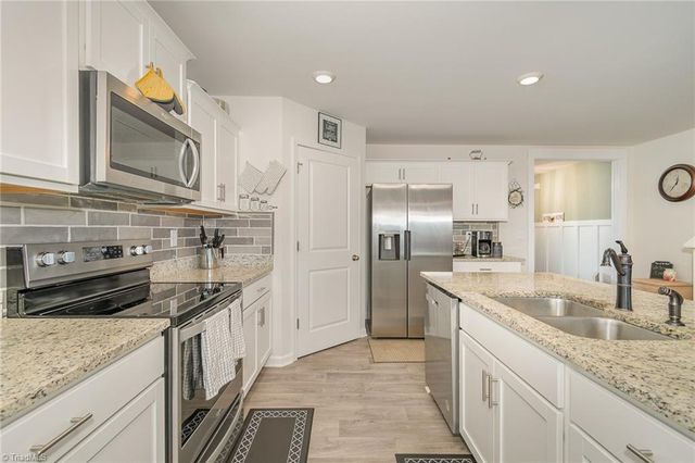 113 Stone River Way, Mayodan, NC 27027