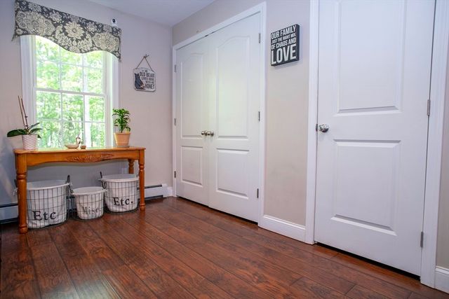 22 Lafayette Rd, Templeton, MA 01468