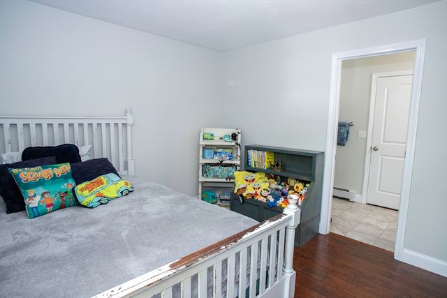 22 Lafayette Rd, Templeton, MA 01468
