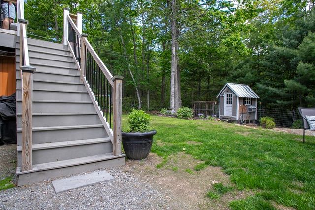 22 Lafayette Rd, Templeton, MA 01468
