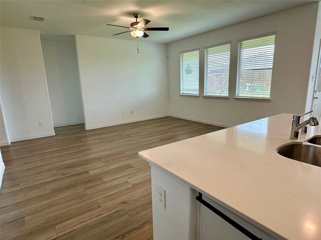 2102 Fimbry Drive, Royse City, TX 75189