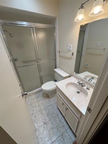 2727 Briarhurst Drive 21, Houston, TX 77057