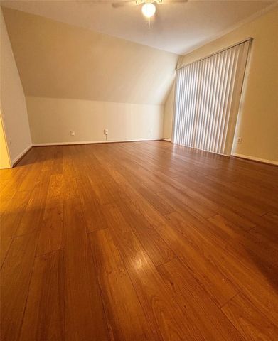 2727 Briarhurst Drive 21, Houston, TX 77057