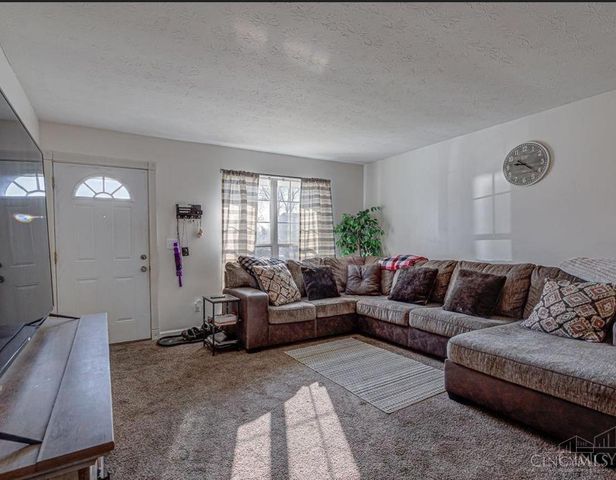 1808 Waynebrook Drive, Middletown, OH 45044