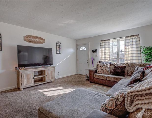 1808 Waynebrook Drive, Middletown, OH 45044