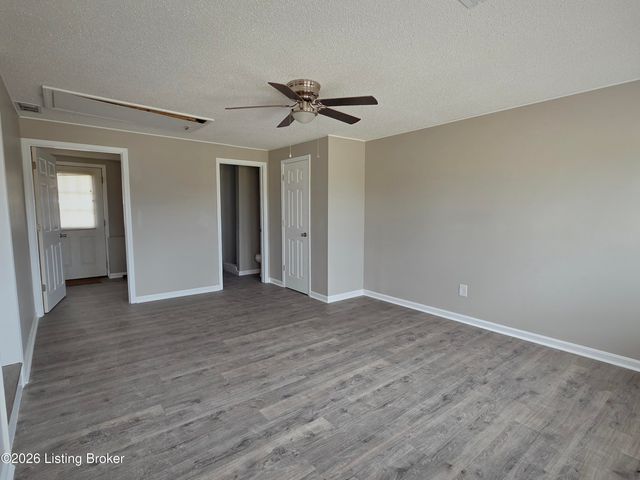 6628 Brandenburg Rd, Leitchfield, KY 42754