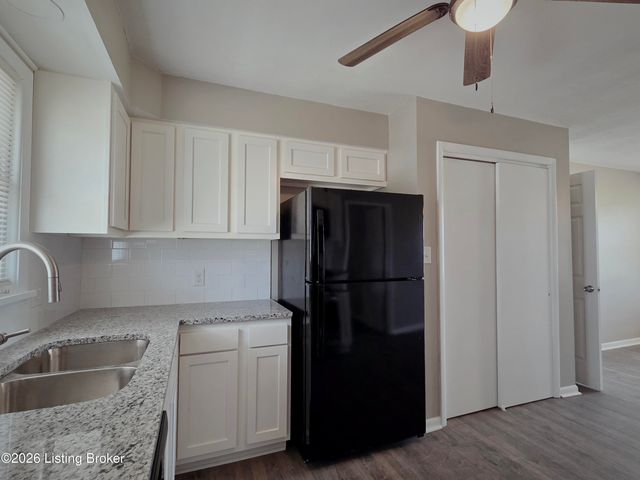 6628 Brandenburg Rd, Leitchfield, KY 42754