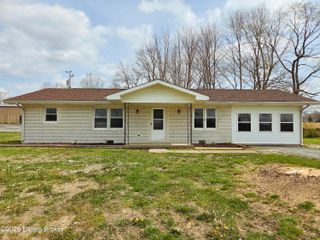 6628 Brandenburg Rd, Leitchfield, KY 42754