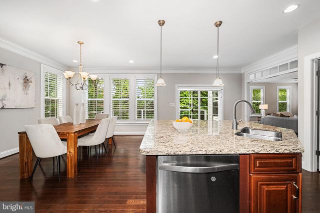 6198 CHAMPION OAK CT, Falls Church, VA 22044