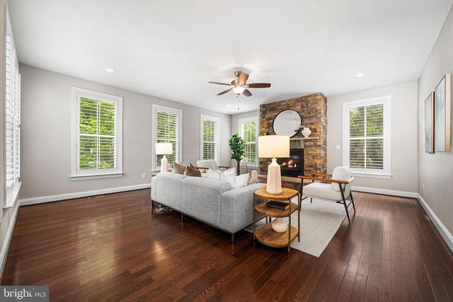 6198 CHAMPION OAK CT, Falls Church, VA 22044