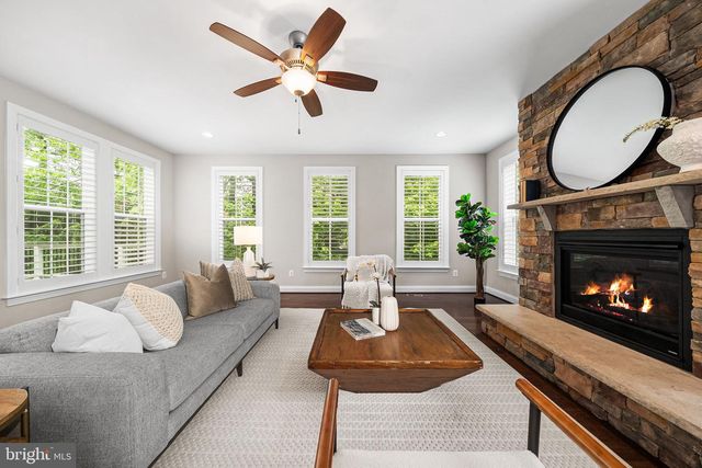 6198 CHAMPION OAK CT, Falls Church, VA 22044