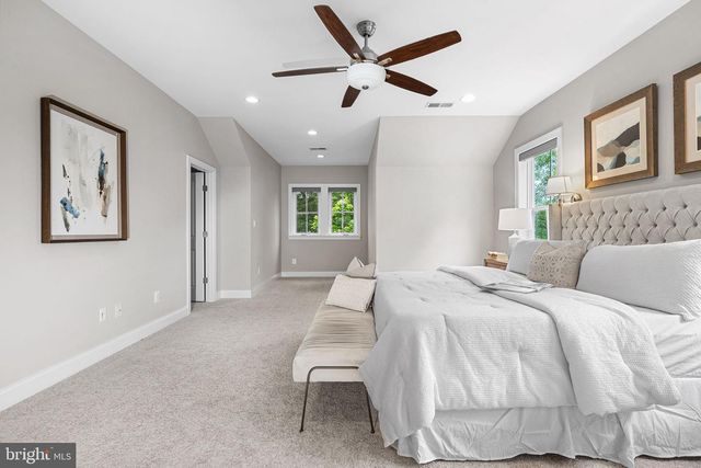 6198 CHAMPION OAK CT, Falls Church, VA 22044