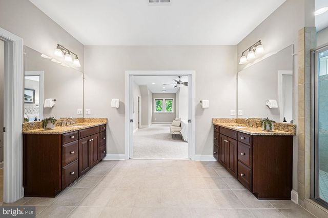 6198 CHAMPION OAK CT, Falls Church, VA 22044