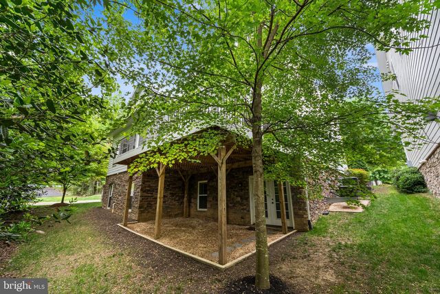 6198 CHAMPION OAK CT, Falls Church, VA 22044