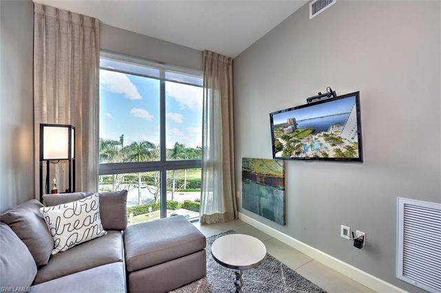3000 Oasis Grand BLVD 407, Fort Myers, FL 33916