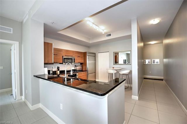3000 Oasis Grand BLVD 407, Fort Myers, FL 33916