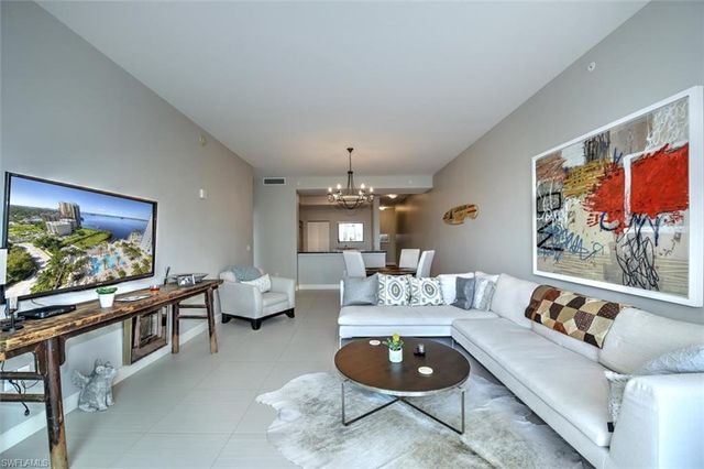 3000 Oasis Grand BLVD 407, Fort Myers, FL 33916