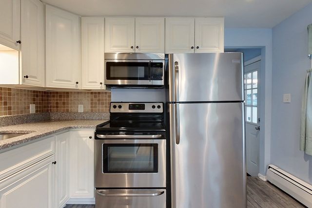 138 Rea St, Lowell, MA 01852