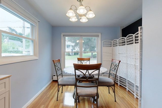 138 Rea St, Lowell, MA 01852