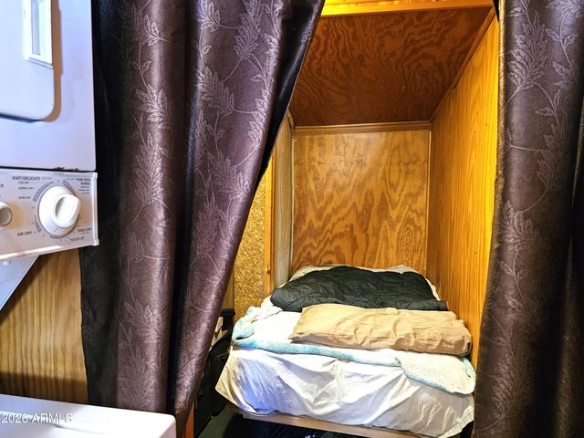 31 OLD DOUGLAS Road, Bisbee, AZ 85603