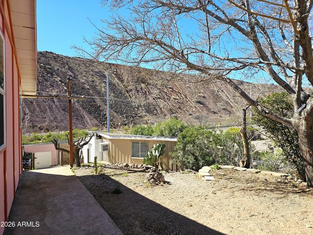 31 OLD DOUGLAS Road, Bisbee, AZ 85603