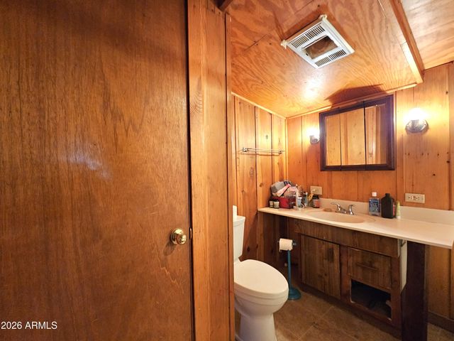 31 OLD DOUGLAS Road, Bisbee, AZ 85603