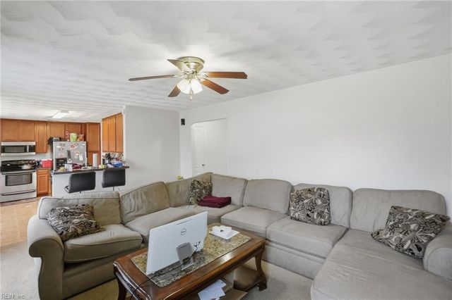 7416 Pomona ST, Norfolk, VA 23513