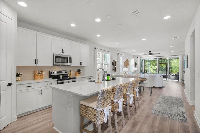 617 Sandstone Dr, St Augustine, FL 32086