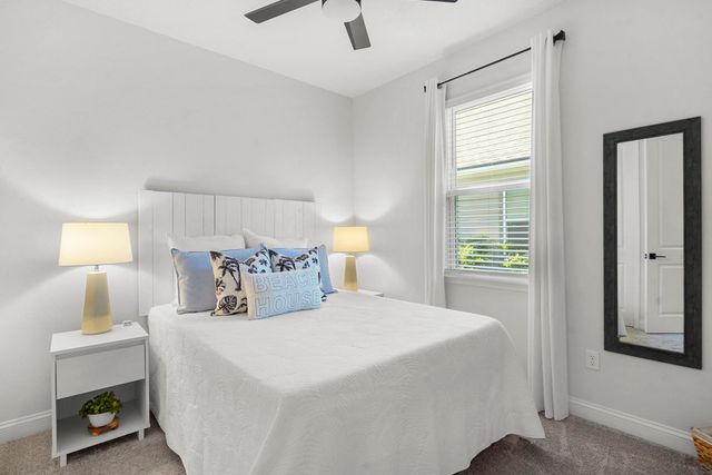 617 Sandstone Dr, St Augustine, FL 32086