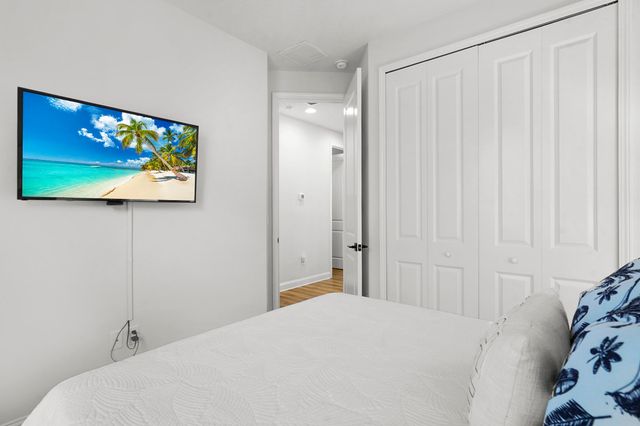 617 Sandstone Dr, St Augustine, FL 32086