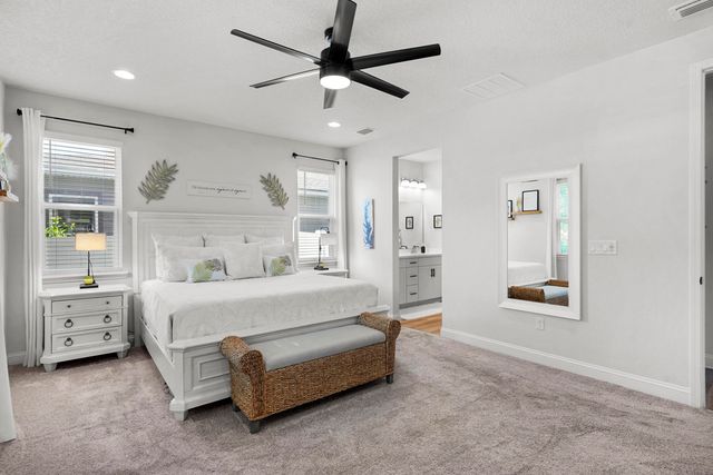 617 Sandstone Dr, St Augustine, FL 32086