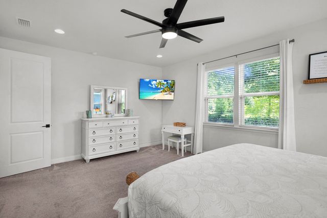 617 Sandstone Dr, St Augustine, FL 32086