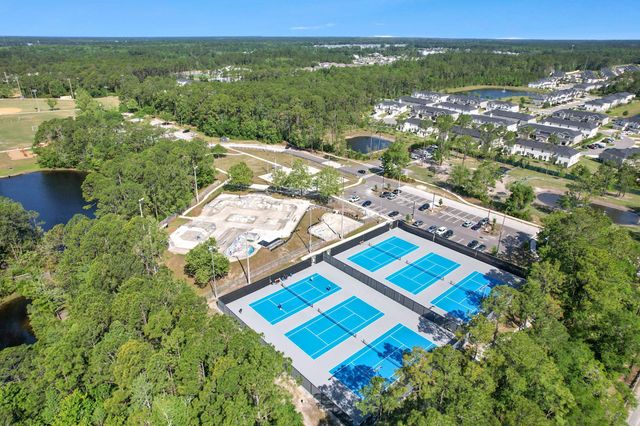 617 Sandstone Dr, St Augustine, FL 32086