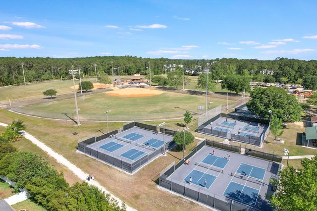 617 Sandstone Dr, St Augustine, FL 32086