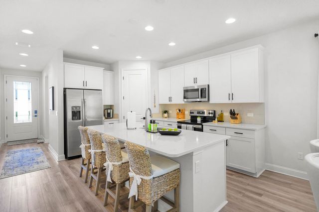 617 Sandstone Dr, St Augustine, FL 32086