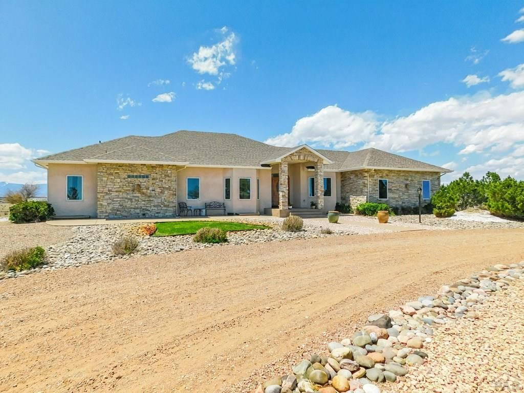 4351 S Little Burnt Mill Rd, Pueblo, CO 81005