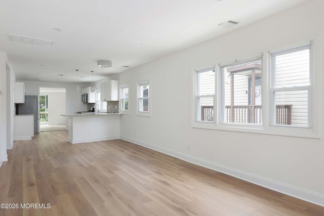 10 Lincoln Court, Keansburg, NJ 07734