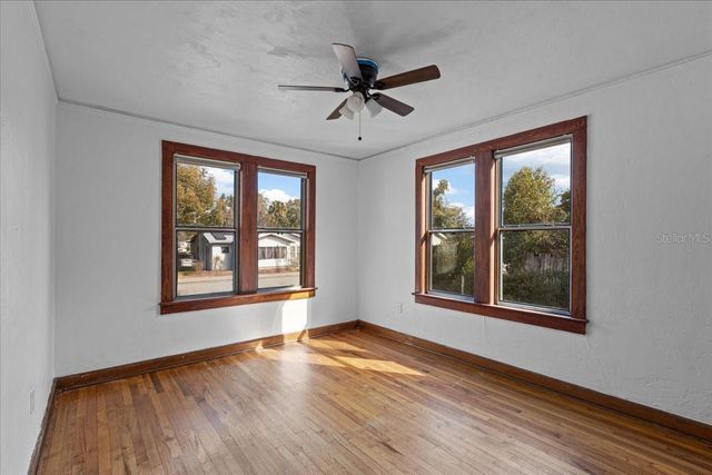 396 NW HILLSBORO STREET, Lake City, FL 32055