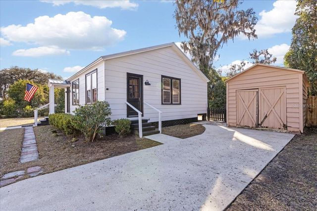 396 NW HILLSBORO STREET, Lake City, FL 32055