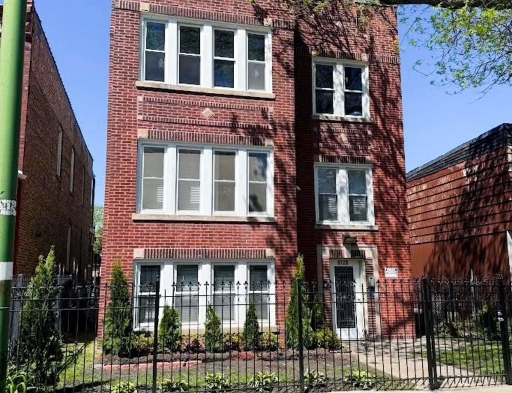 6728 S Langley Avenue 1, Chicago, IL 60637