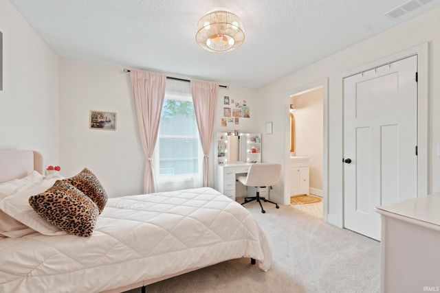 6833 Pintail Drake Court, Fort Wayne, IN 46845