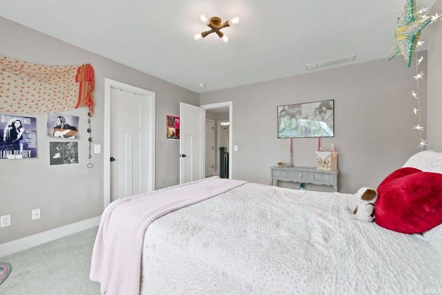 6833 Pintail Drake Court, Fort Wayne, IN 46845