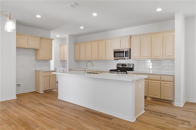 3206 Oriole Drive, Mission, TX 78572