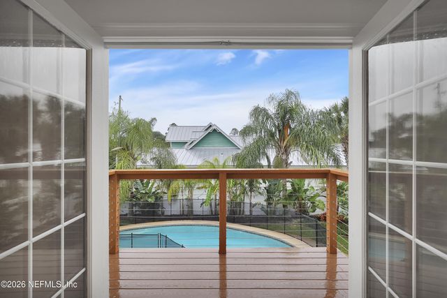 1110 RUTH Avenue, Jacksonville Beach, FL 32250