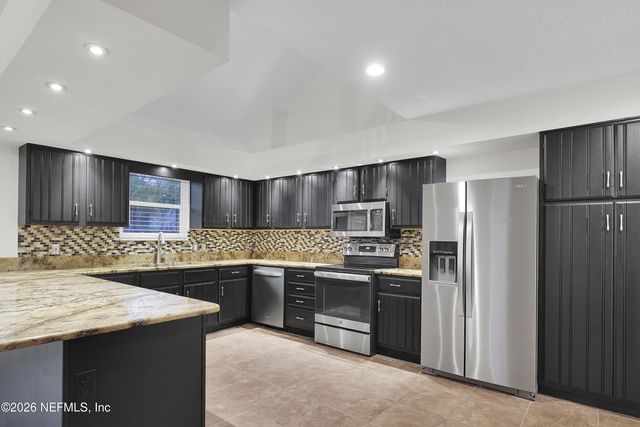 1110 RUTH Avenue, Jacksonville Beach, FL 32250