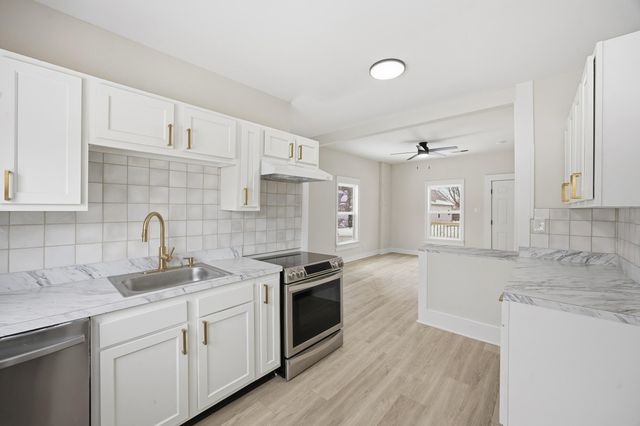 233 E Washington Street, Winchester, KY 40391