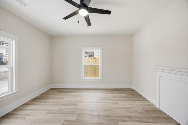 233 E Washington Street, Winchester, KY 40391